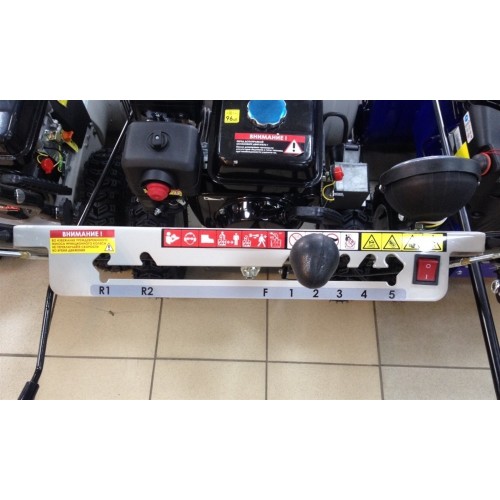 Снегоуборщик ИНТЕРСКОЛ СМБ-650 Э