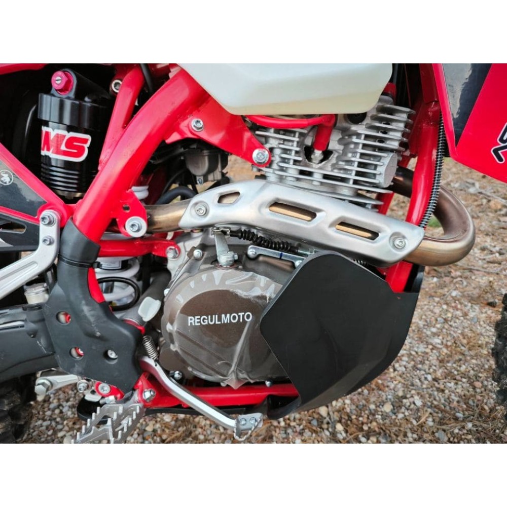 Мотоцикл кроссовый эндуро REGULMOTO Holeshot Red Edition