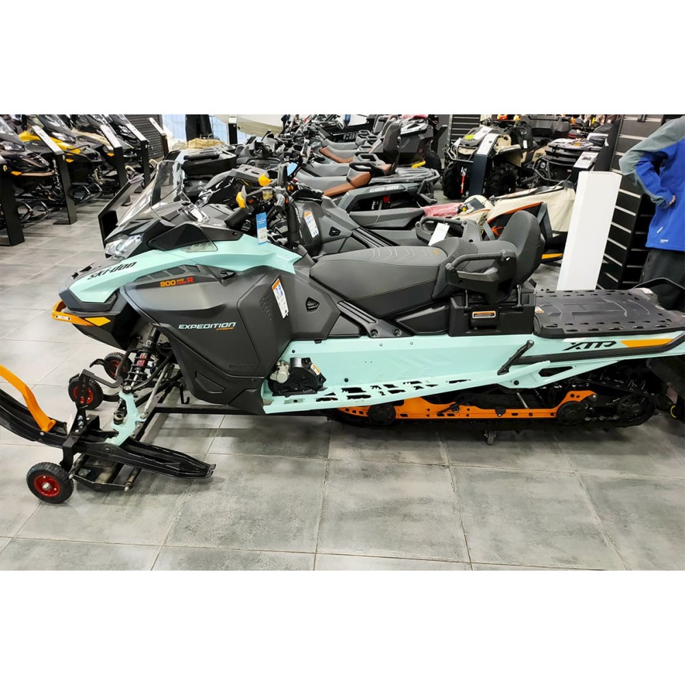 Снегоход BRP Ski-Doo Expedition Xtreme 900 Ace Turbo R (2024)