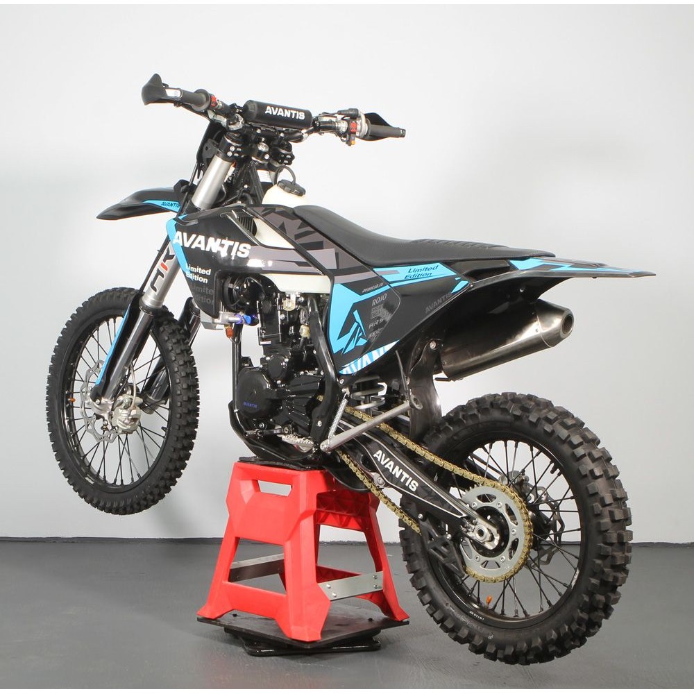 Мотоцикл кроссовый эндуро AVANTIS 300 Pro Carb FCR Exclusive (NC300-S/182MM) ARS