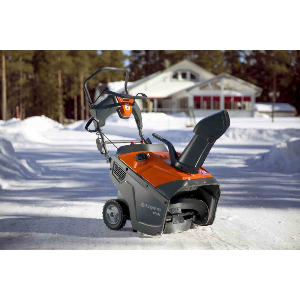 Снегоуборщик HUSQVARNA ST 131