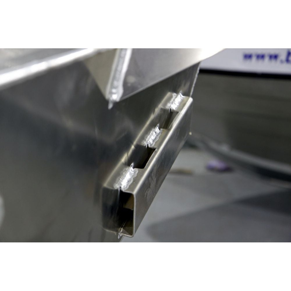 Алюминиевая лодка BESTER 450