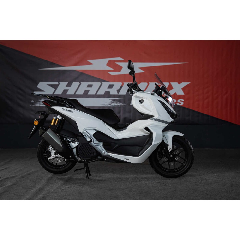 Мотоцикл SHARMAX MaxiScooter D Editions 200 (2024)