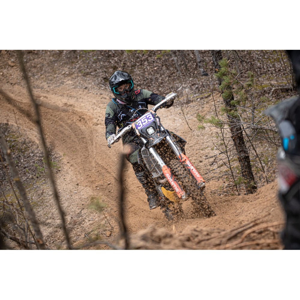 Мотоцикл AVANTIS 12-50E PITBIKE