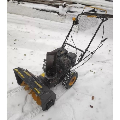 Снегоуборщик CHAMPION ST556 Б/У
