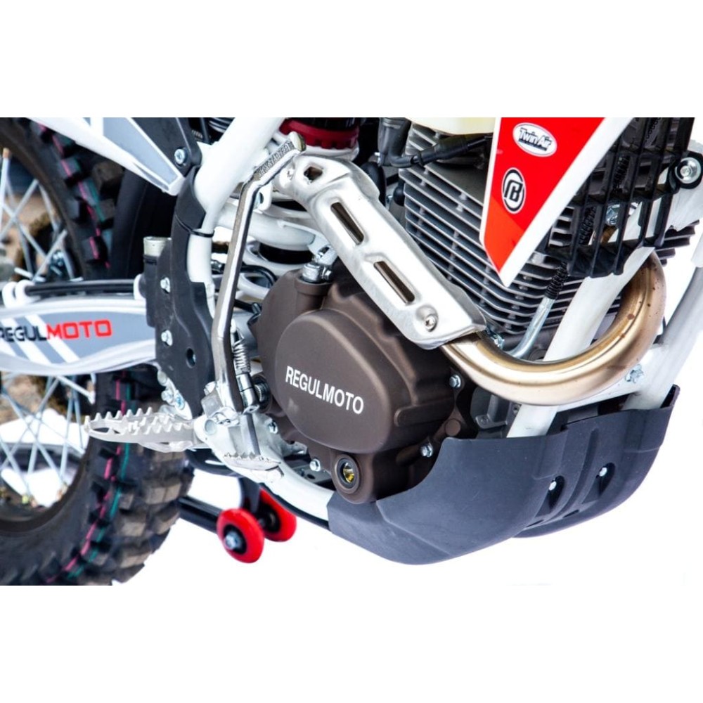 Мотоцикл кроссовый эндуро REGULMOTO DYNA