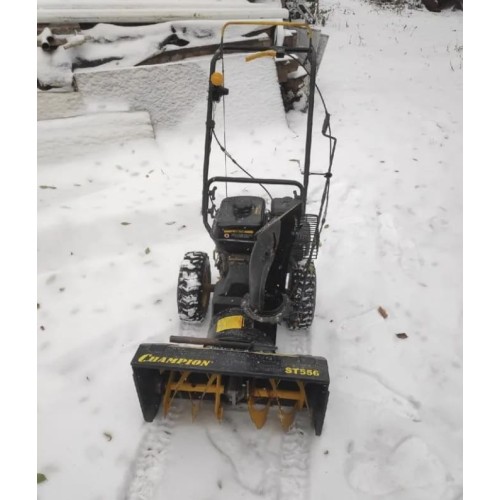 Снегоуборщик CHAMPION ST556 Б/У