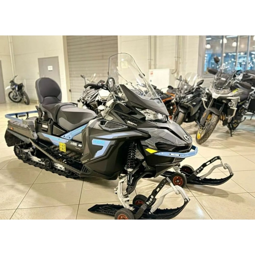 Снегоход BRP Commander 900 Ace (2023)