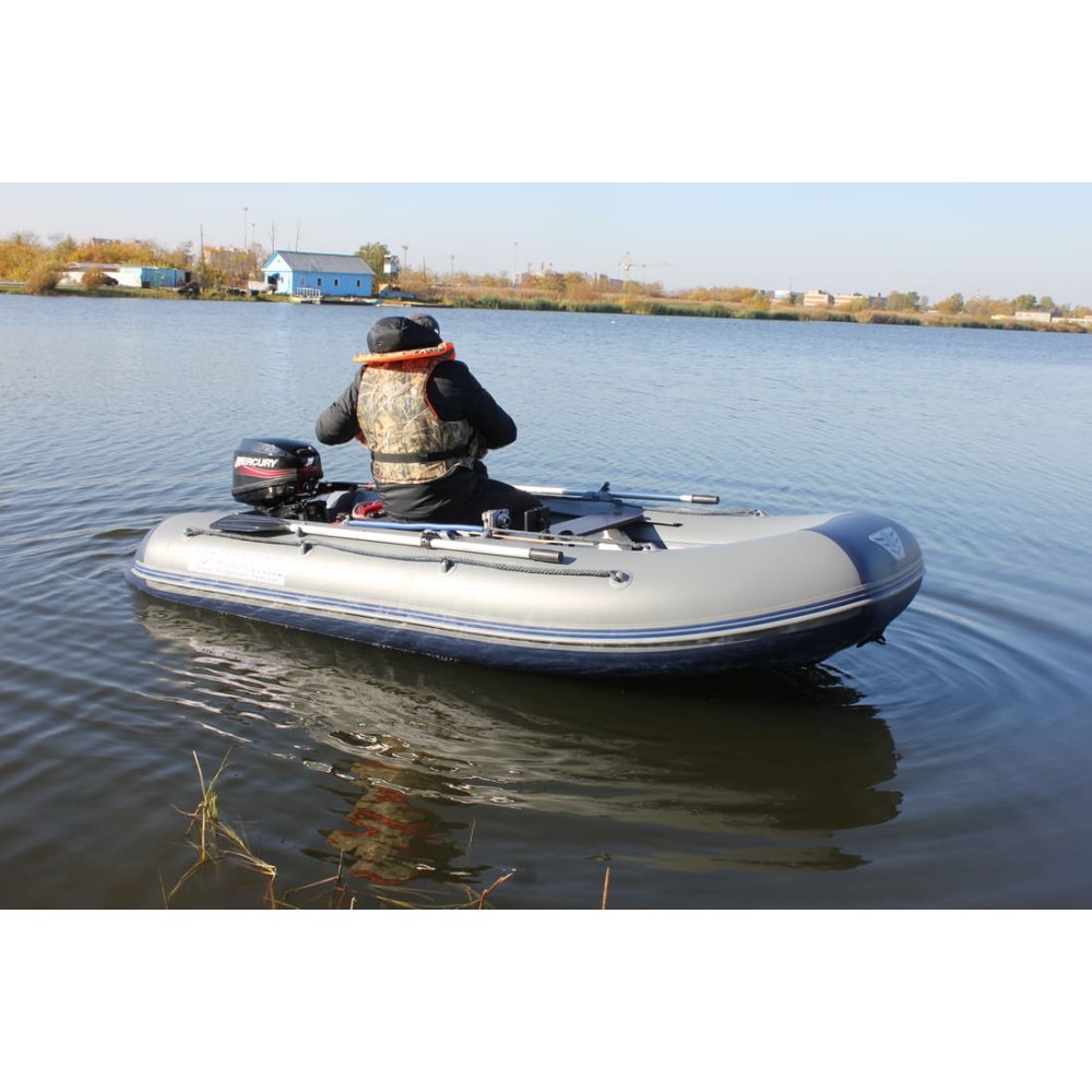 Лодка ПВХ ФЛАГМАН 330 U