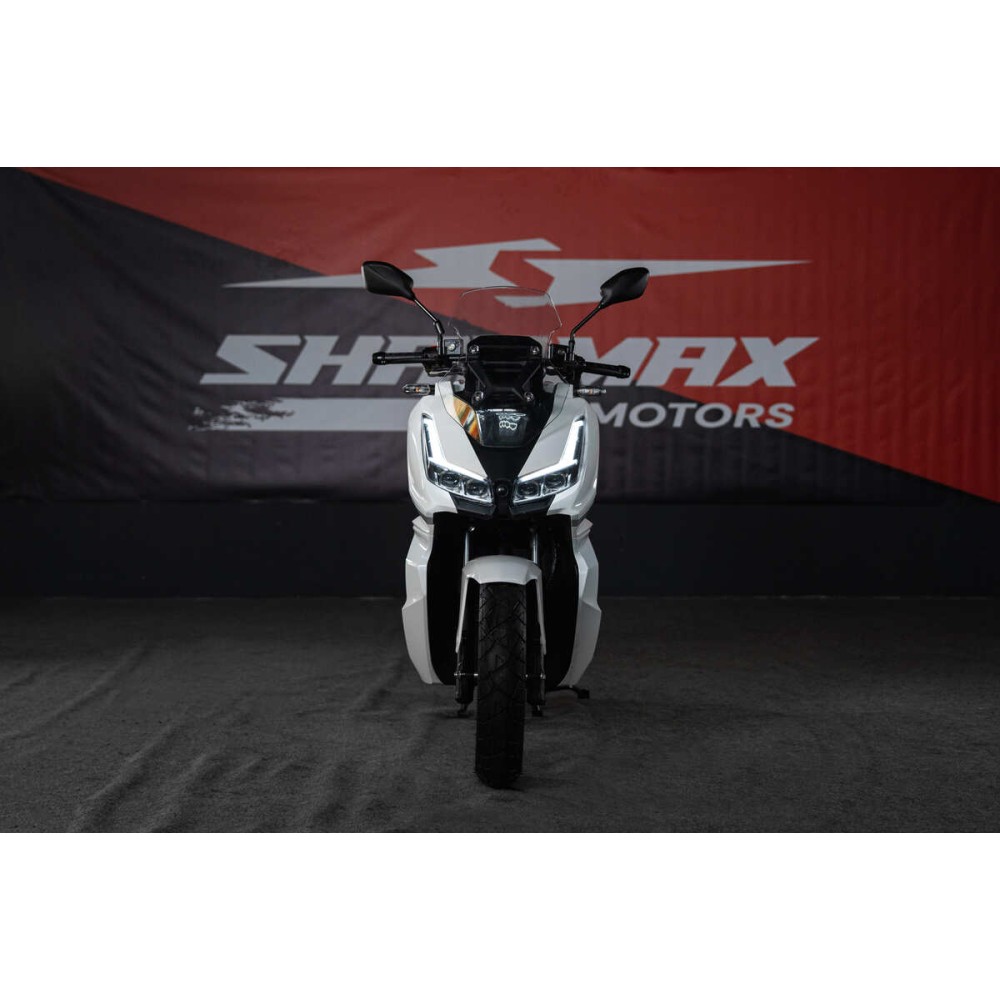 Мотоцикл SHARMAX MaxiScooter D Editions 200 (2024)