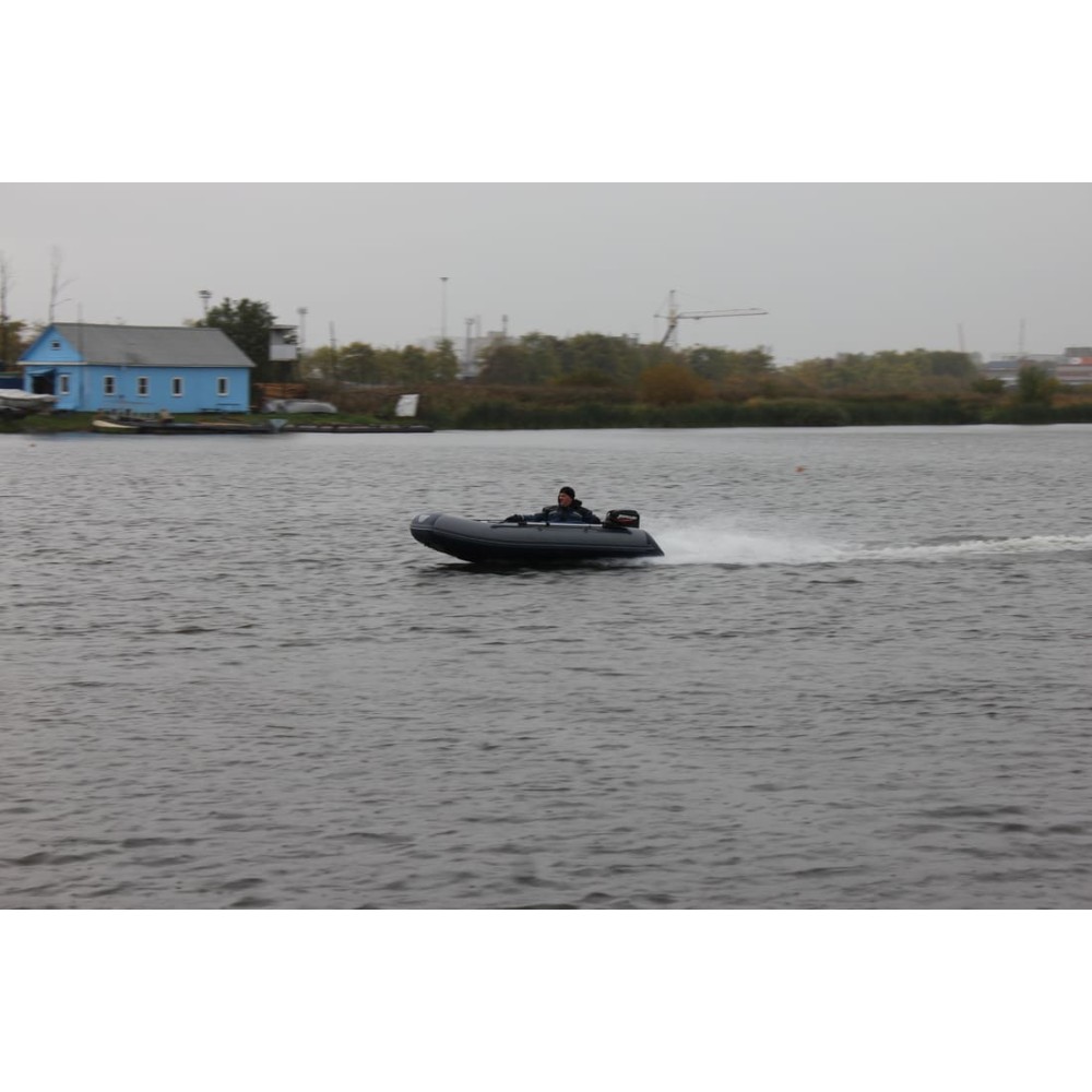 Лодка ПВХ ФЛАГМАН 330 U