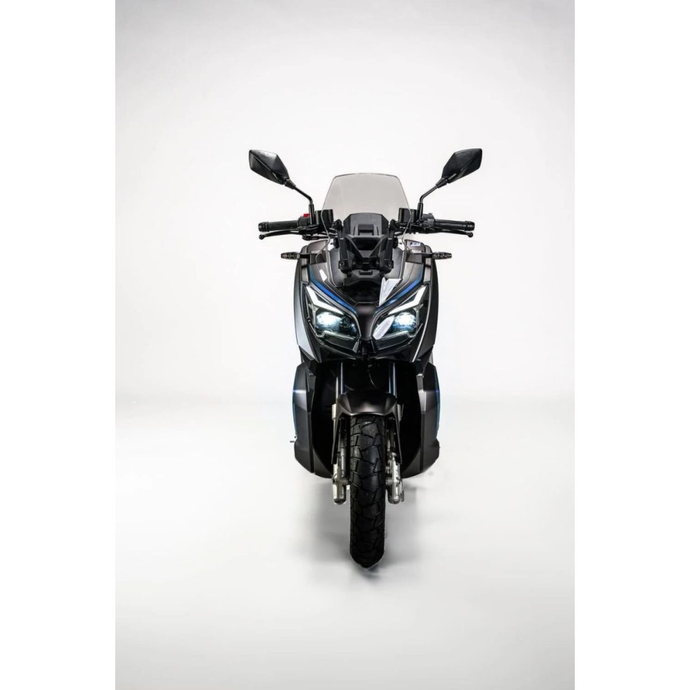 Мотоцикл SHARMAX MaxiScooter D Editions 200 (2024)