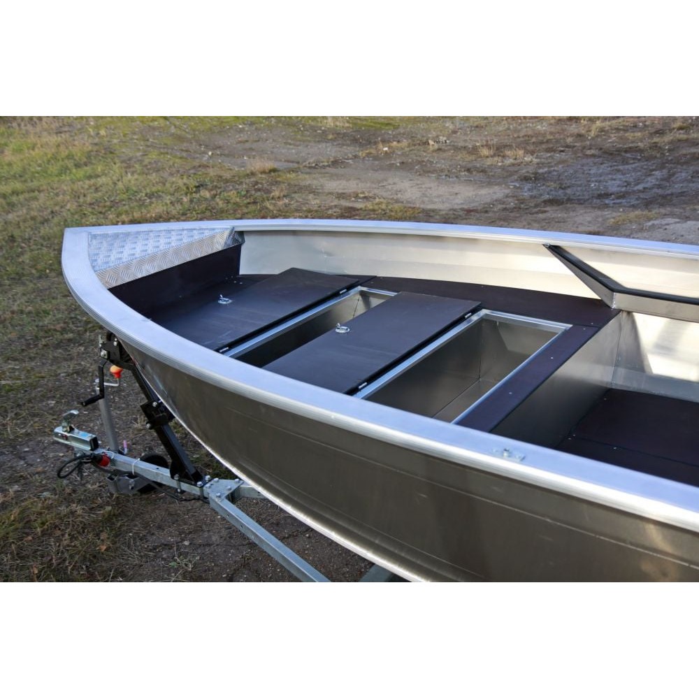 Алюминиевая лодка BESTER 420