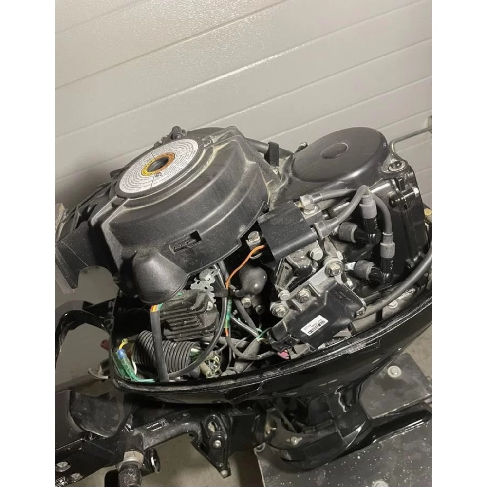 4х-тактный лодочный мотор MERCURY ME F 9.9M Б/У