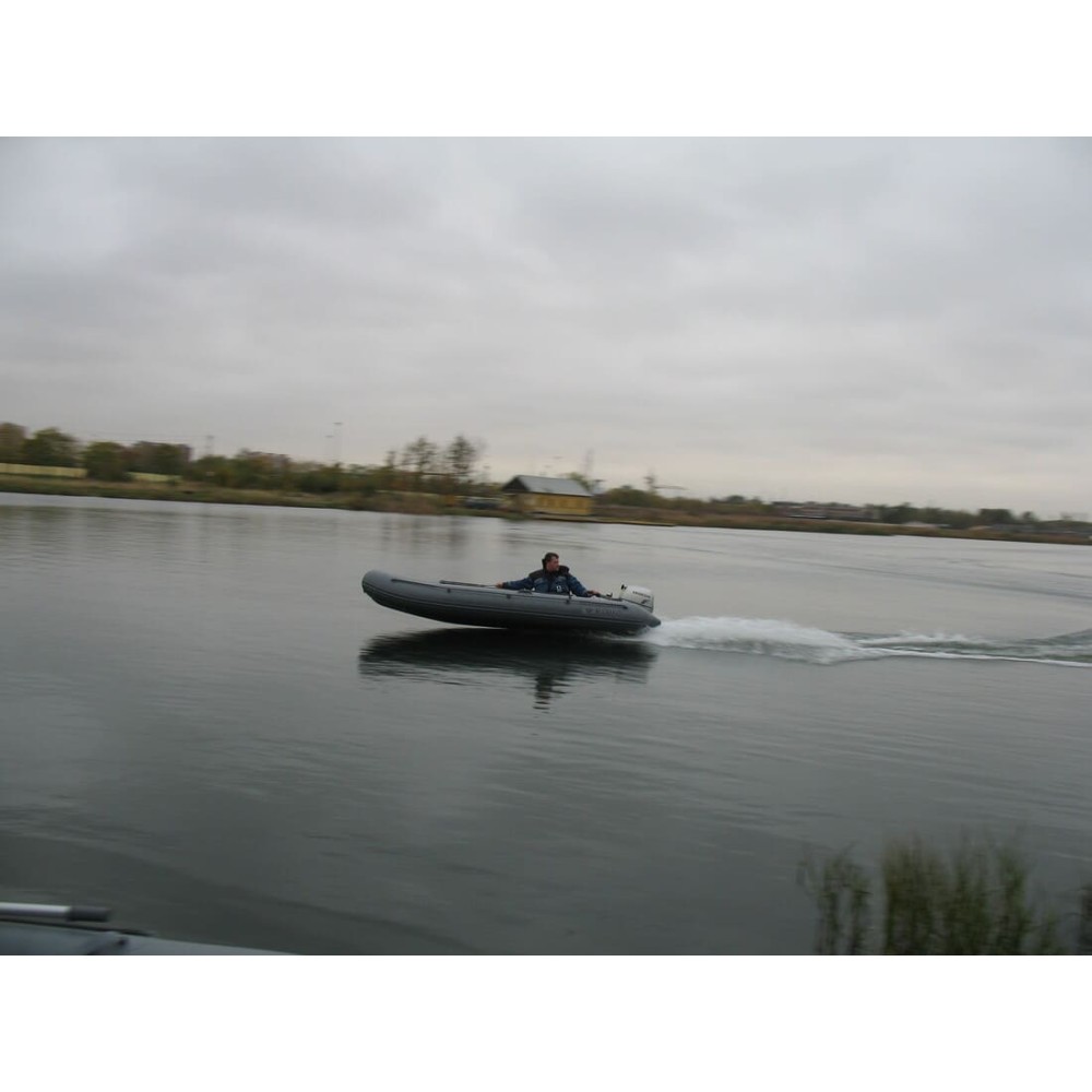 Лодка ПВХ ФЛАГМАН 420 IGLA