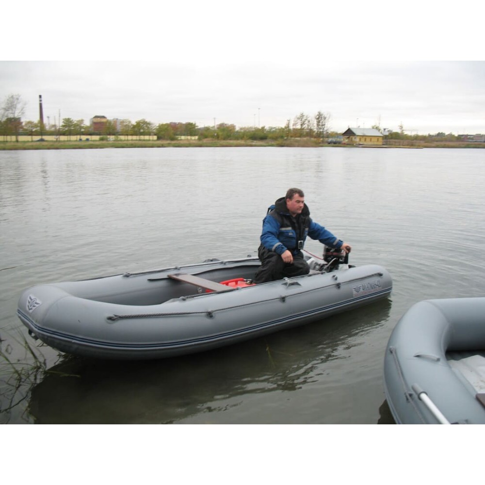 Лодка ПВХ ФЛАГМАН 420 IGLA