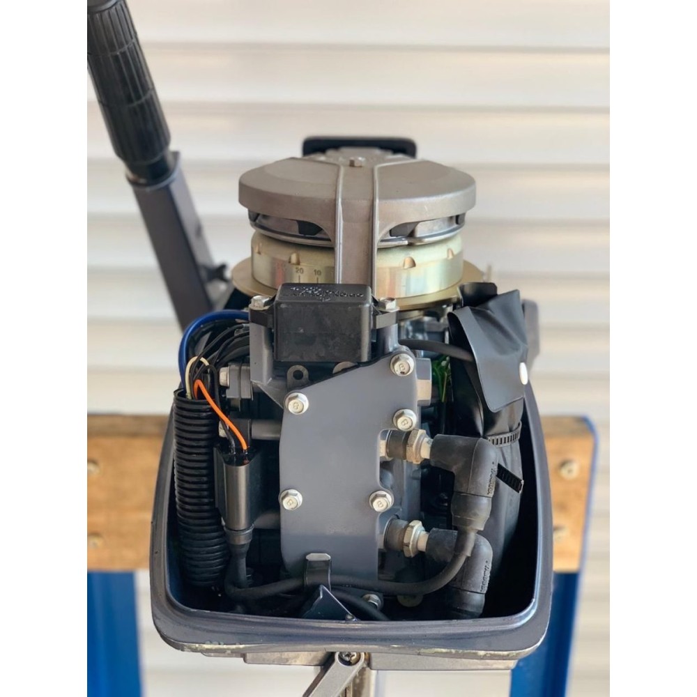 2х-тактный лодочный мотор YAMAHA E8DMHS Б/У