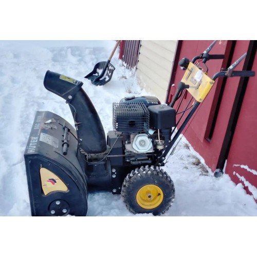 Снегоуборщик HUTER SGC 8100 Б/У