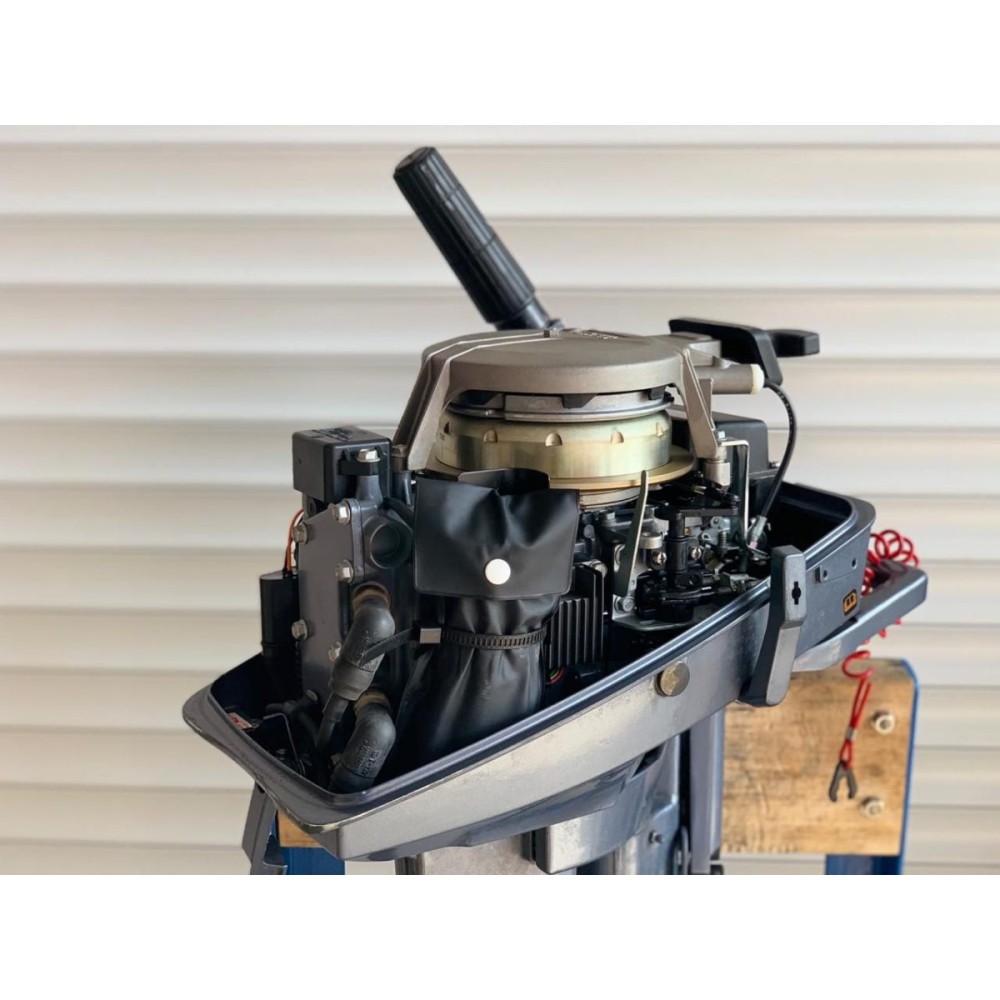 2х-тактный лодочный мотор YAMAHA E8DMHS Б/У